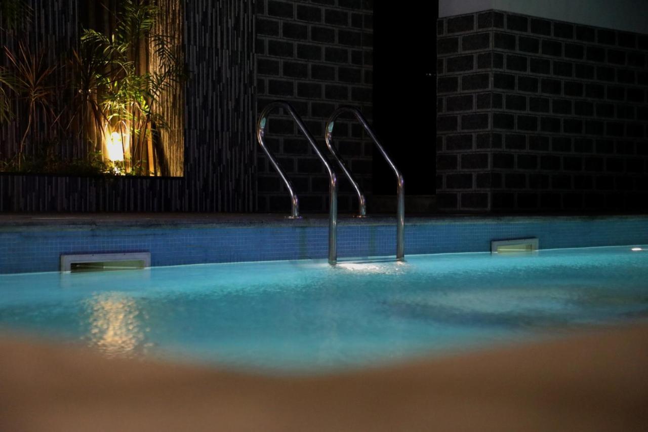 Jai Wings Hotel Pondicherry Exterior photo