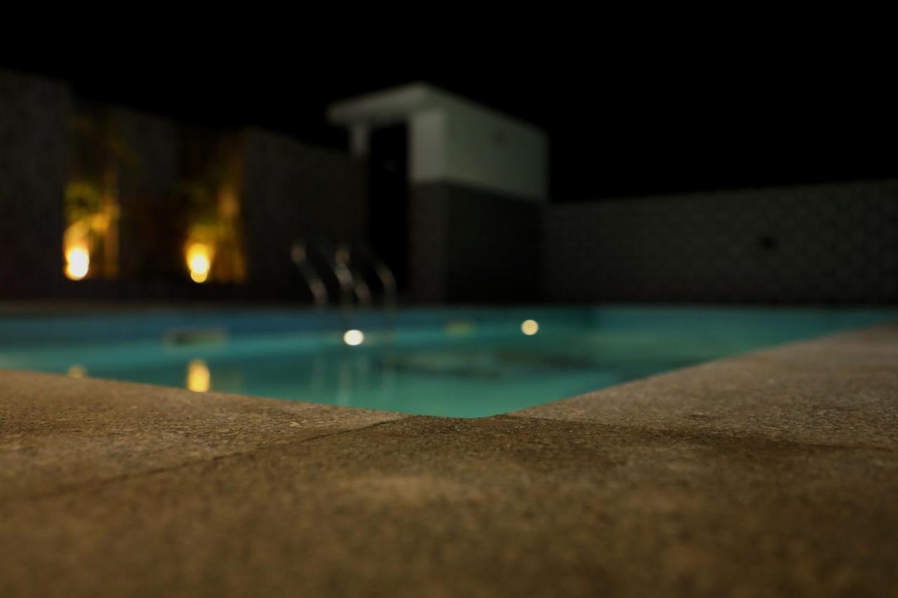Jai Wings Hotel Pondicherry Exterior photo