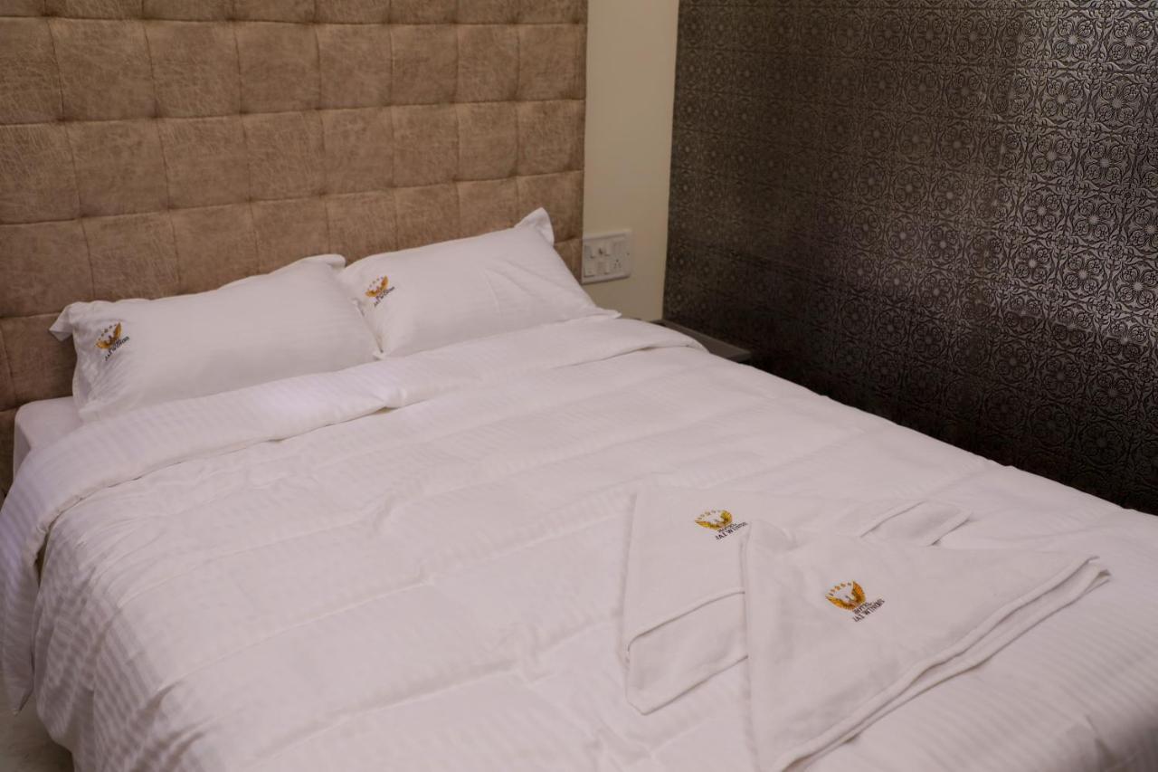Jai Wings Hotel Pondicherry Exterior photo